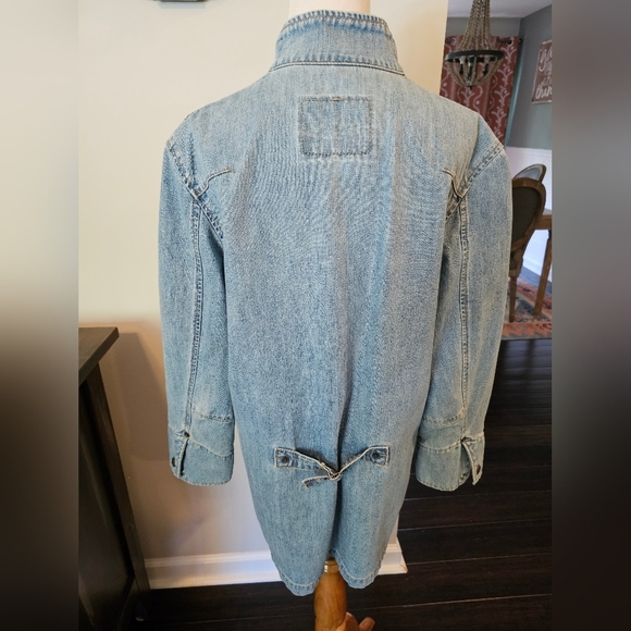 Levi's Vintage Y2K Women's Size Large Denim Chore Jacket Longline Snap Front - Picture 6 of 13